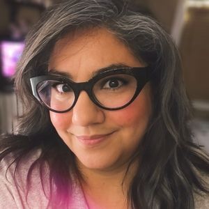 Meet your Posher, Gladys